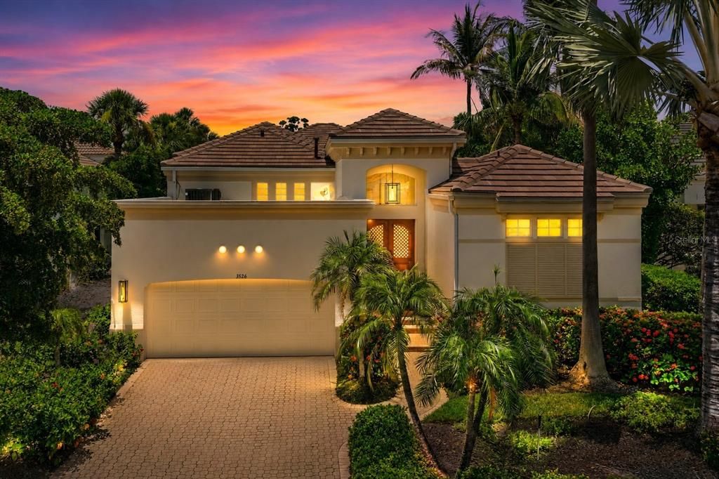 For Sale: $1,875,000 (3 beds, 3 baths, 2634 Square Feet)