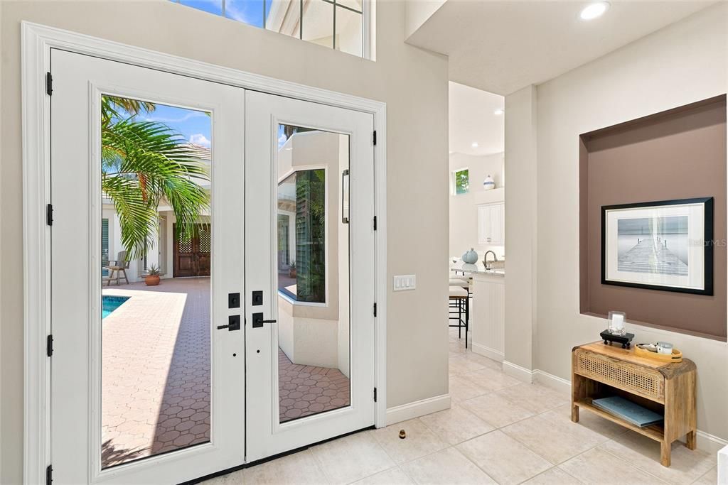 For Sale: $1,875,000 (3 beds, 3 baths, 2634 Square Feet)