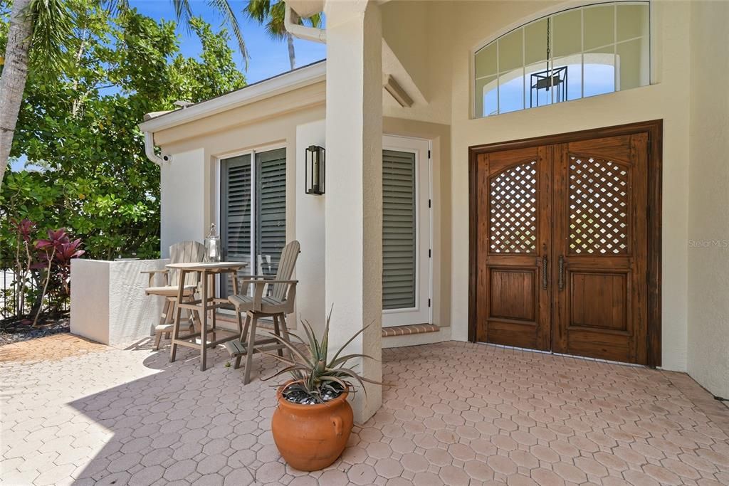 For Sale: $1,875,000 (3 beds, 3 baths, 2634 Square Feet)