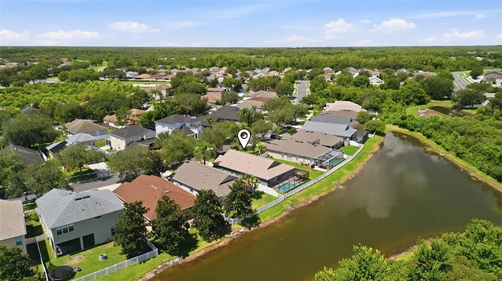 Activo con contrato: $389,999 (4 camas, 2 baños, 2080 Pies cuadrados)