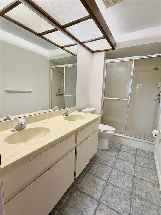 En Venta: $155,000 (2 camas, 2 baños, 897 Pies cuadrados)