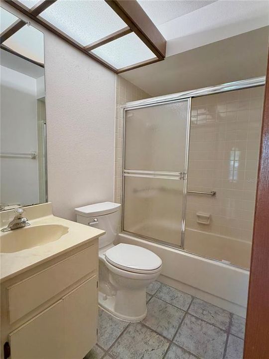 En Venta: $155,000 (2 camas, 2 baños, 897 Pies cuadrados)