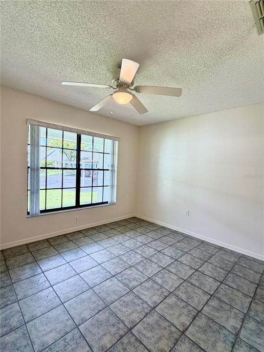 En Venta: $155,000 (2 camas, 2 baños, 897 Pies cuadrados)