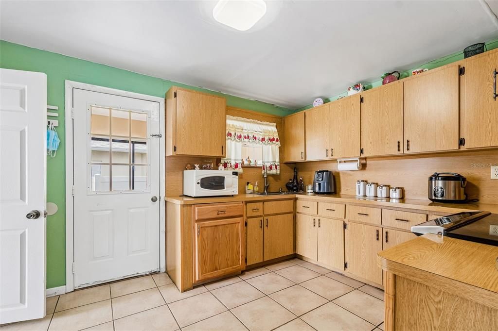 На продажу: $339,900 (3 спален, 1 ванн, 1257 Квадратных фут)