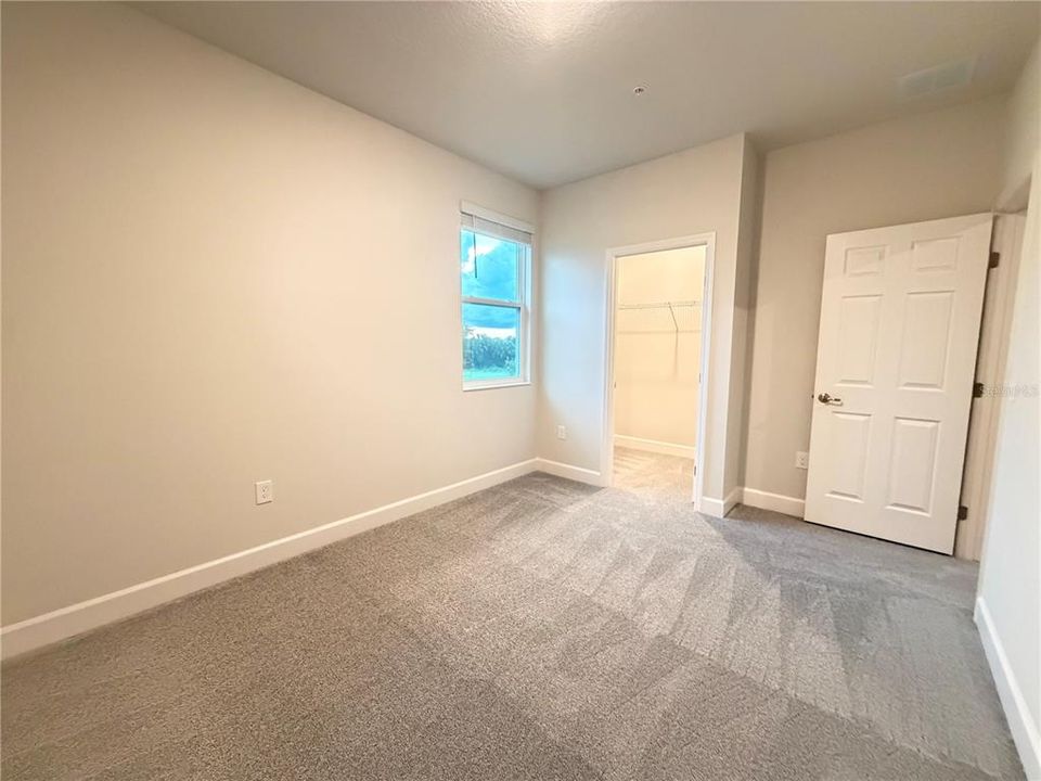 For Rent: $2,700 (4 beds, 3 baths, 2498 Square Feet)