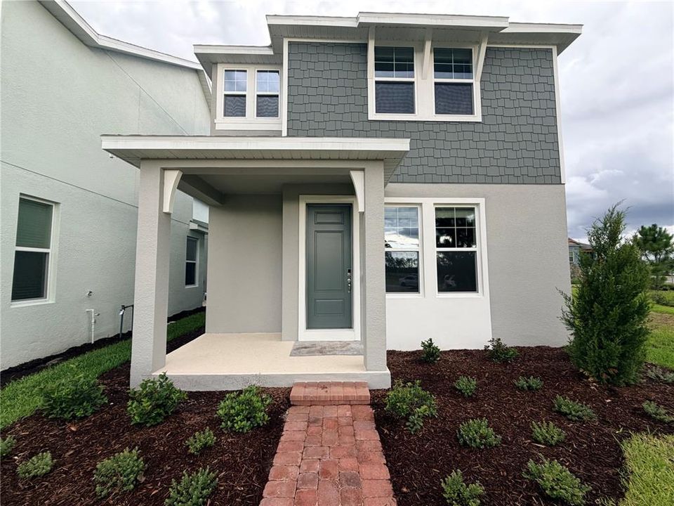 For Rent: $2,700 (4 beds, 3 baths, 2498 Square Feet)