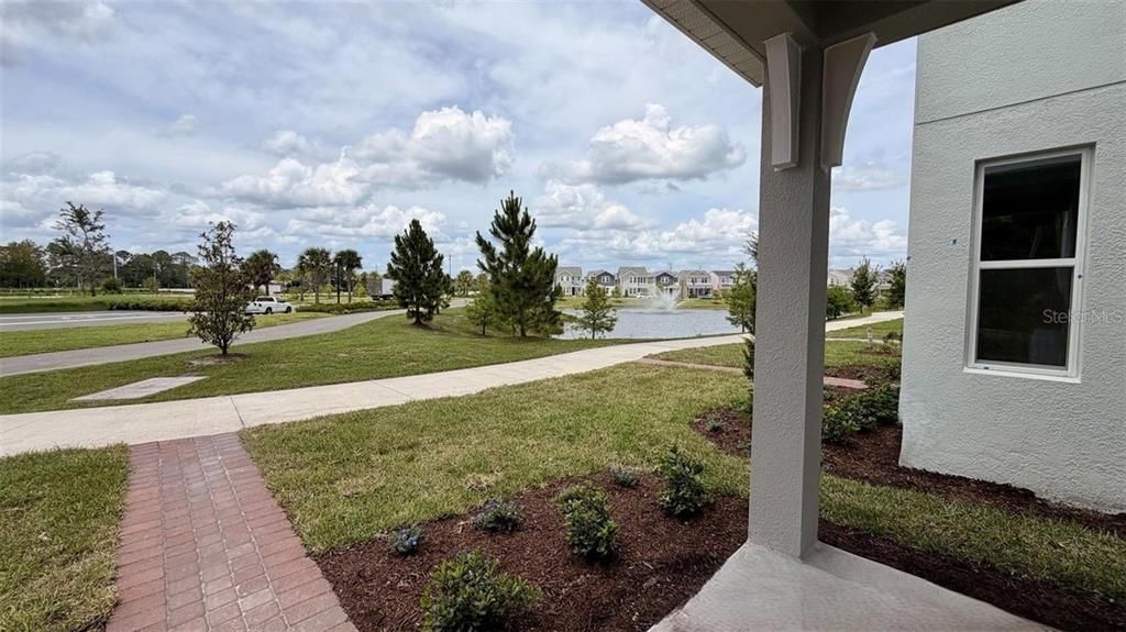 For Rent: $2,700 (4 beds, 3 baths, 2498 Square Feet)