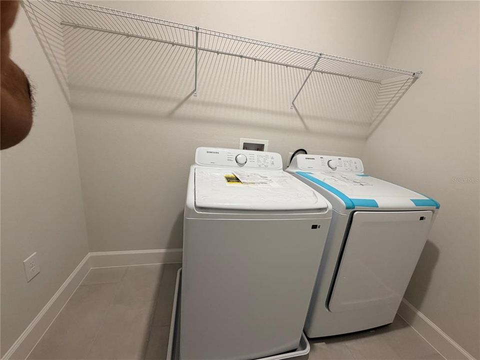For Rent: $2,700 (4 beds, 3 baths, 2498 Square Feet)
