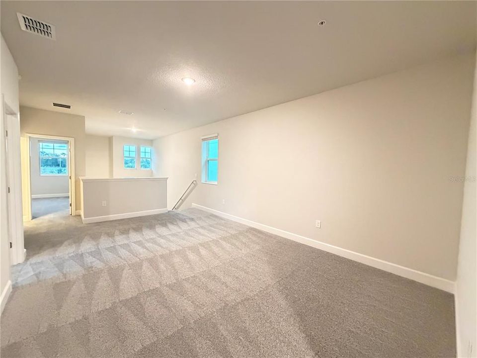 For Rent: $2,700 (4 beds, 3 baths, 2498 Square Feet)