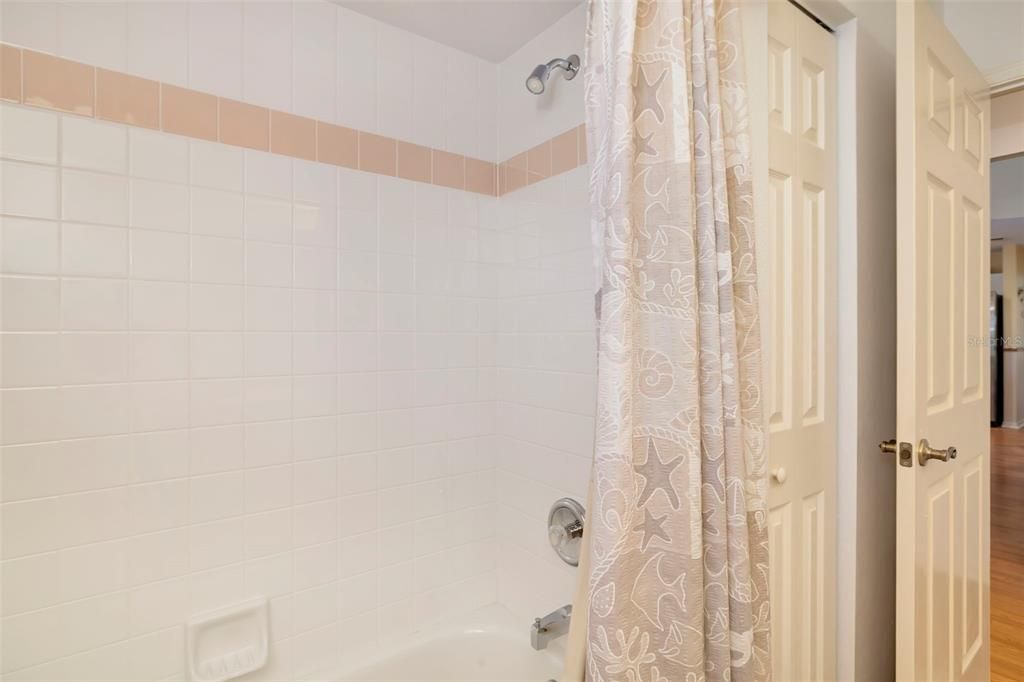 En Venta: $439,999 (3 camas, 2 baños, 1460 Pies cuadrados)