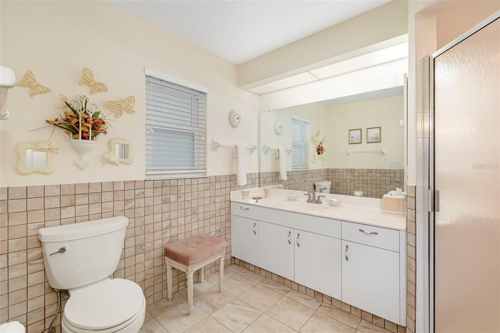 En Venta: $439,999 (3 camas, 2 baños, 1460 Pies cuadrados)