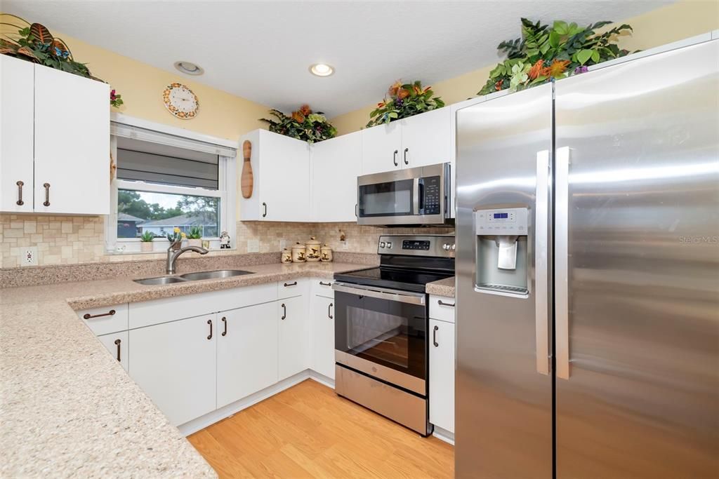 En Venta: $439,999 (3 camas, 2 baños, 1460 Pies cuadrados)