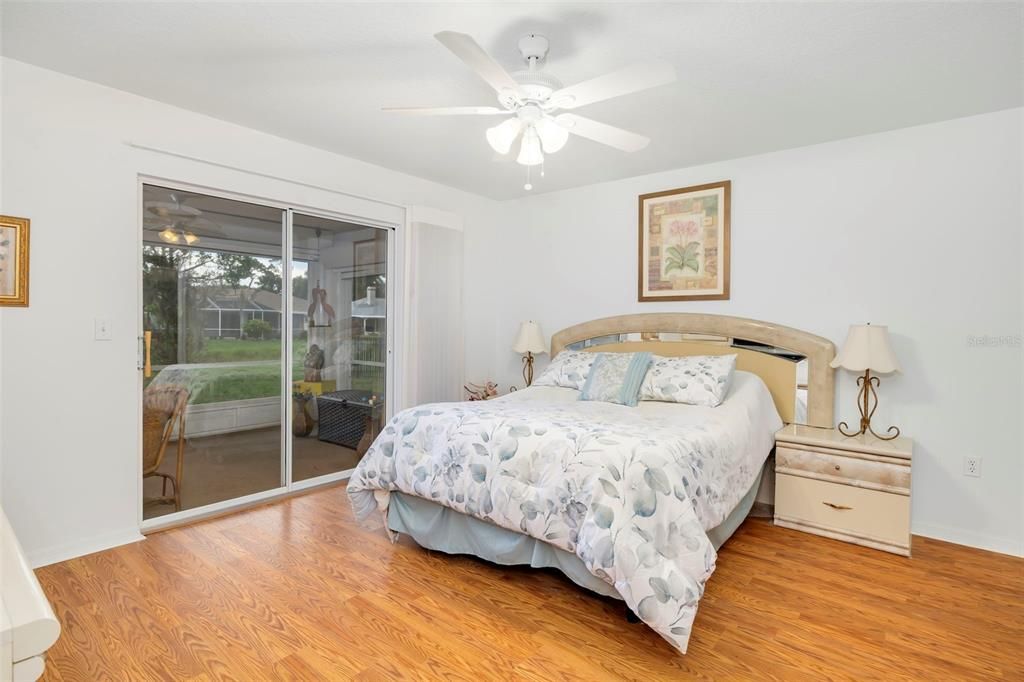 En Venta: $439,999 (3 camas, 2 baños, 1460 Pies cuadrados)