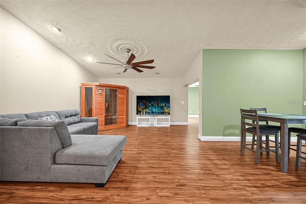 For Rent: $4,200 (4 beds, 2 baths, 2236 Square Feet)