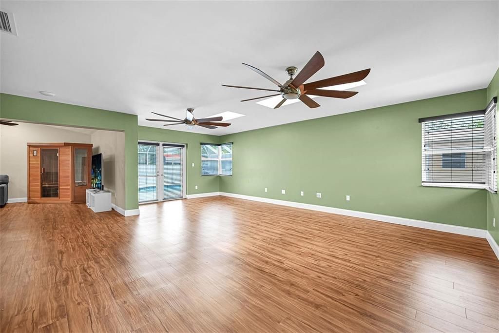 For Rent: $4,200 (4 beds, 2 baths, 2236 Square Feet)