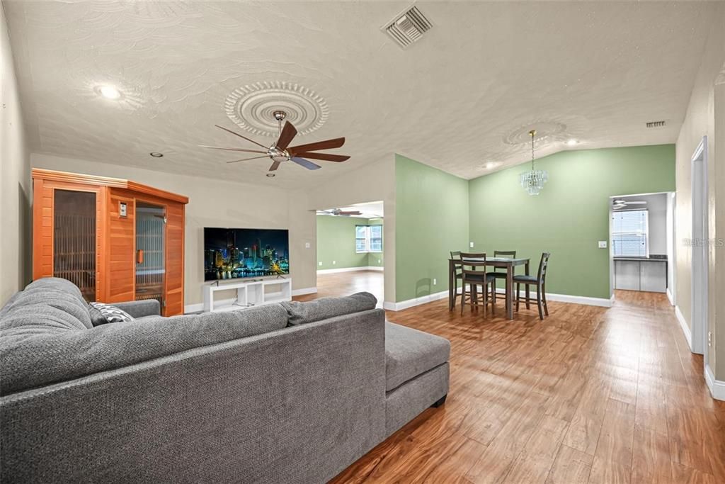 For Rent: $4,200 (4 beds, 2 baths, 2236 Square Feet)