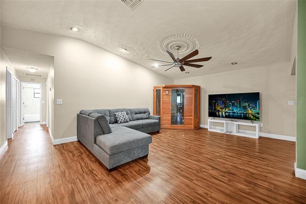 For Rent: $4,200 (4 beds, 2 baths, 2236 Square Feet)