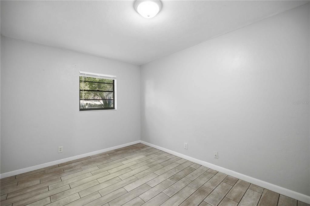 For Sale: $225,000 (3 beds, 2 baths, 1265 Square Feet)