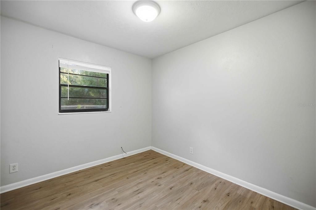 For Sale: $225,000 (3 beds, 2 baths, 1265 Square Feet)