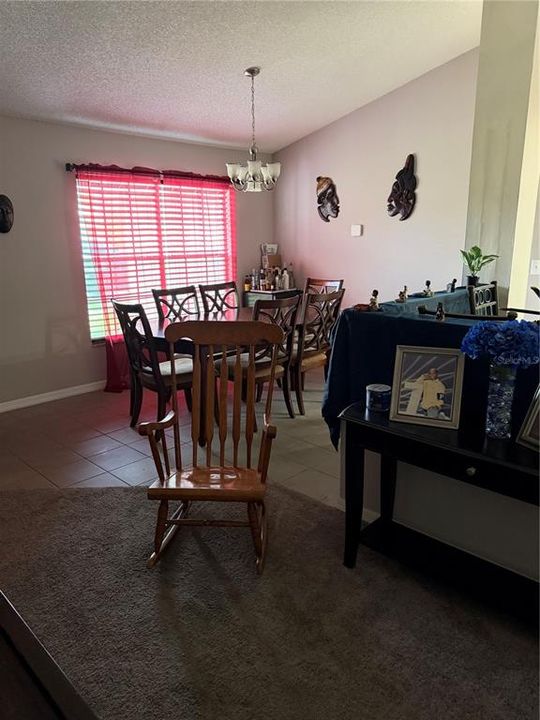 For Sale: $329,000 (4 beds, 2 baths, 1701 Square Feet)