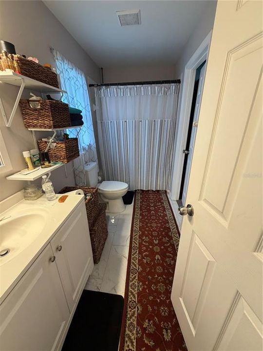 For Sale: $329,000 (4 beds, 2 baths, 1701 Square Feet)