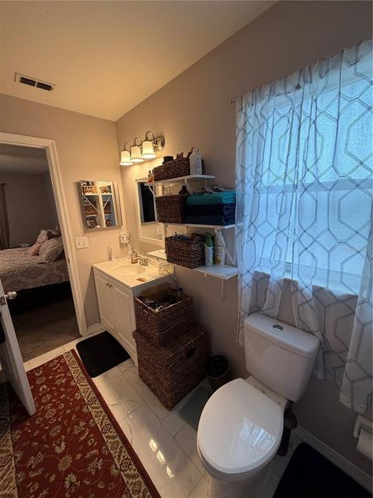 For Sale: $329,000 (4 beds, 2 baths, 1701 Square Feet)