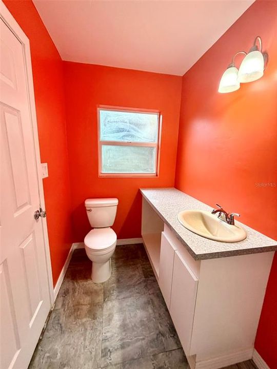 Activo con contrato: $299,900 (3 camas, 2 baños, 1593 Pies cuadrados)