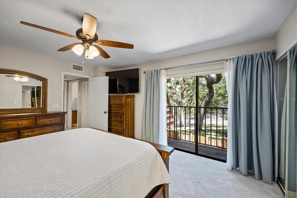 Activo con contrato: $260,000 (2 camas, 2 baños, 1344 Pies cuadrados)