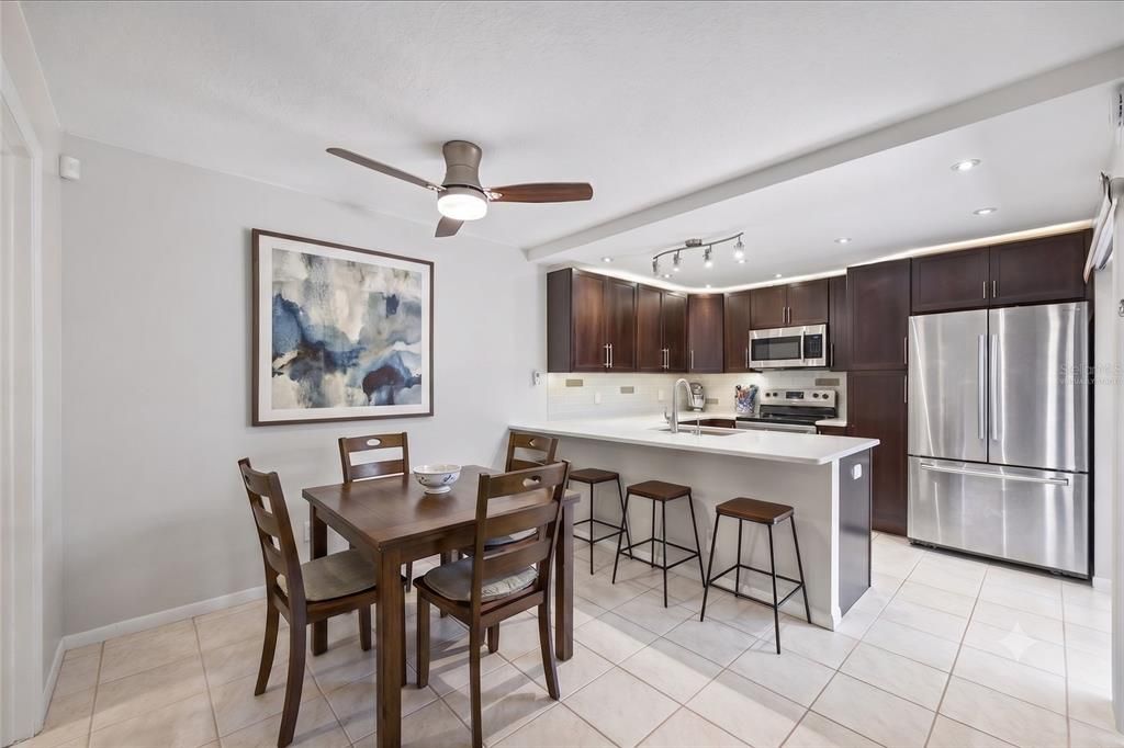 Activo con contrato: $260,000 (2 camas, 2 baños, 1344 Pies cuadrados)