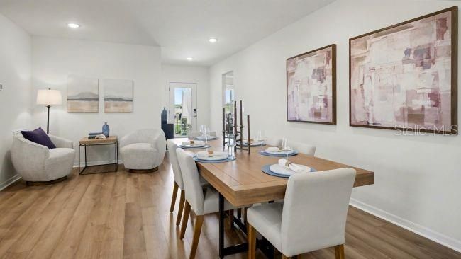 На продажу: $339,900 (4 спален, 2 ванн, 1876 Квадратных фут)
