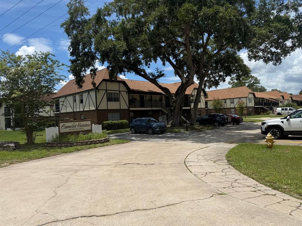 For Sale: $120,000 (2 beds, 1 baths, 960 Square Feet)