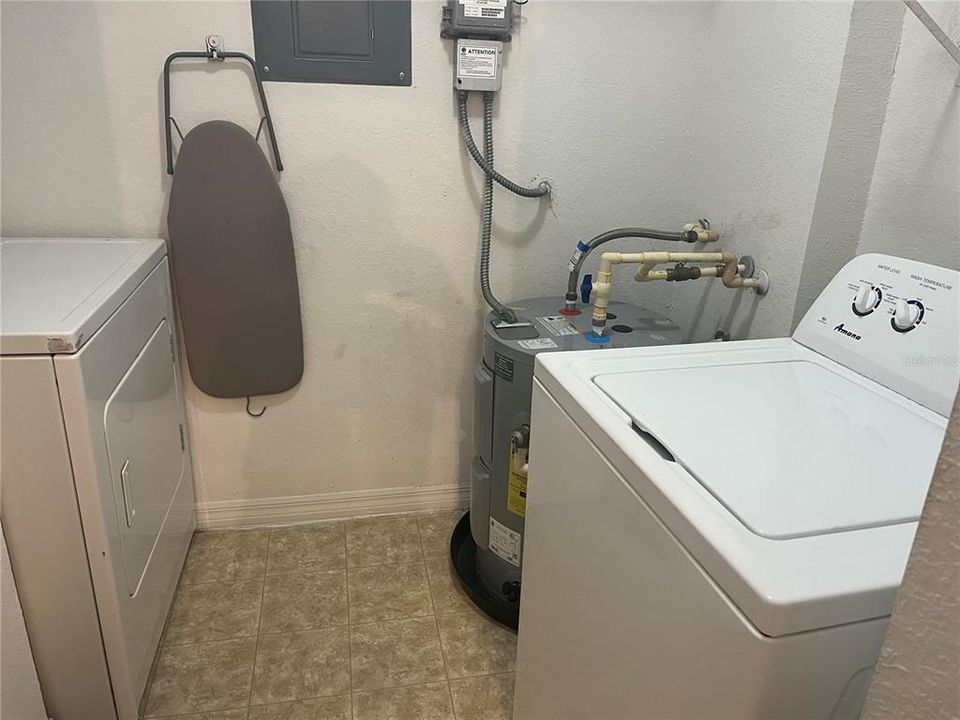 For Rent: $1,650 (2 beds, 2 baths, 1003 Square Feet)