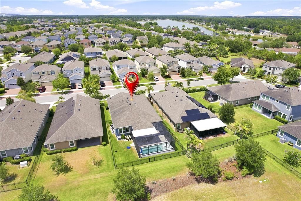 En Venta: $549,999 (4 camas, 2 baños, 1976 Pies cuadrados)