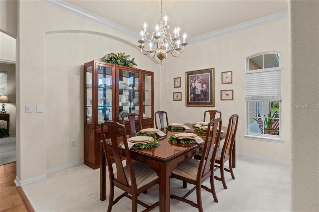 For Sale: $570,000 (3 beds, 3 baths, 2804 Square Feet)