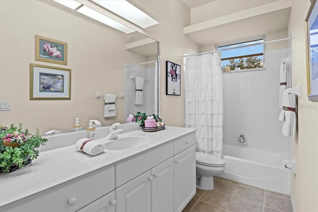 For Sale: $570,000 (3 beds, 3 baths, 2804 Square Feet)