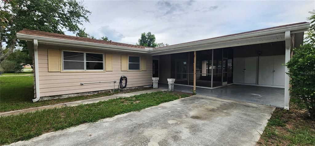 For Sale: $185,000 (2 beds, 2 baths, 1128 Square Feet)