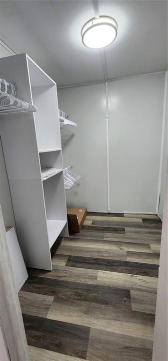 For Sale: $185,000 (2 beds, 2 baths, 1128 Square Feet)
