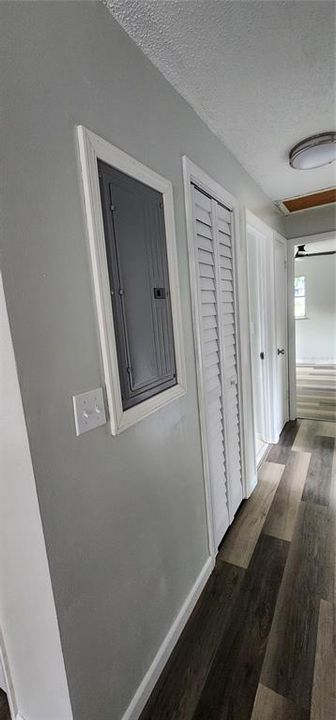 For Sale: $185,000 (2 beds, 2 baths, 1128 Square Feet)