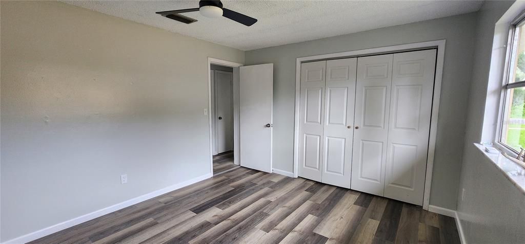 For Sale: $185,000 (2 beds, 2 baths, 1128 Square Feet)