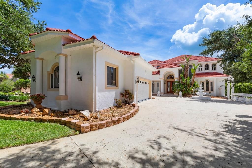 For Sale: $1,560,000 (3 beds, 2 baths, 3296 Square Feet)