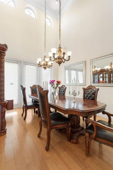 For Sale: $1,560,000 (3 beds, 2 baths, 3296 Square Feet)