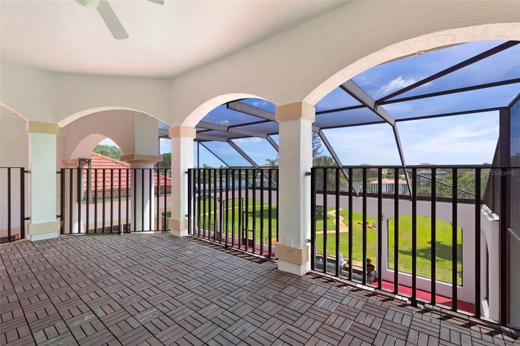 For Sale: $1,560,000 (3 beds, 2 baths, 3296 Square Feet)