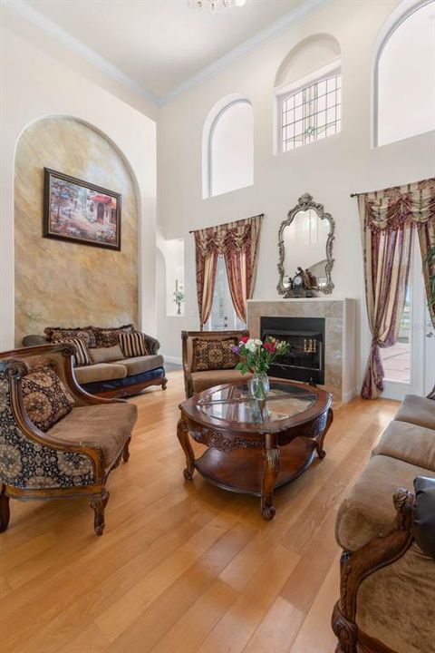 For Sale: $1,560,000 (3 beds, 2 baths, 3296 Square Feet)