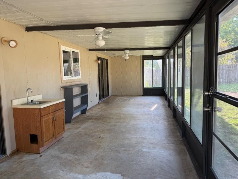 En Venta: $319,900 (3 camas, 2 baños, 1337 Pies cuadrados)