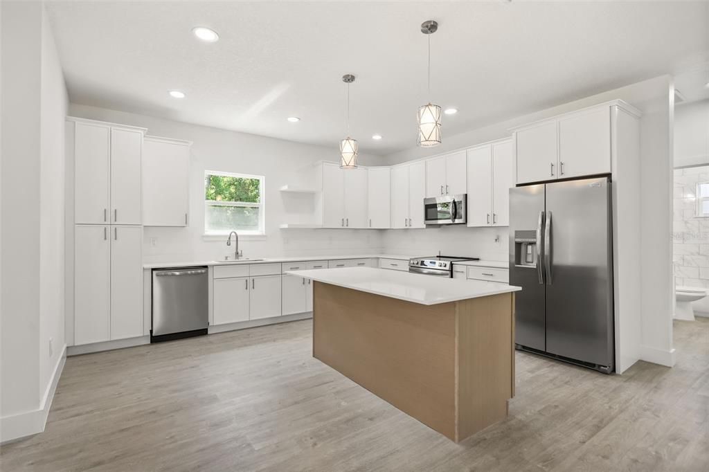 For Sale: $440,000 (4 beds, 3 baths, 2431 Square Feet)