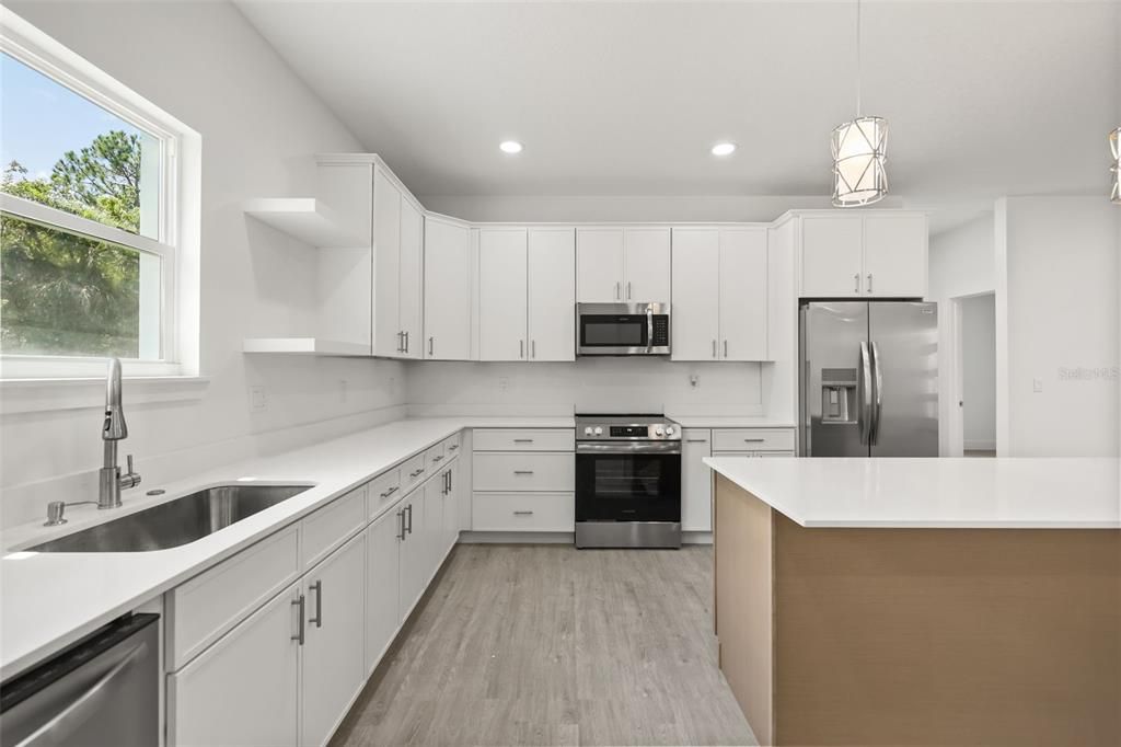 For Sale: $440,000 (4 beds, 3 baths, 2431 Square Feet)