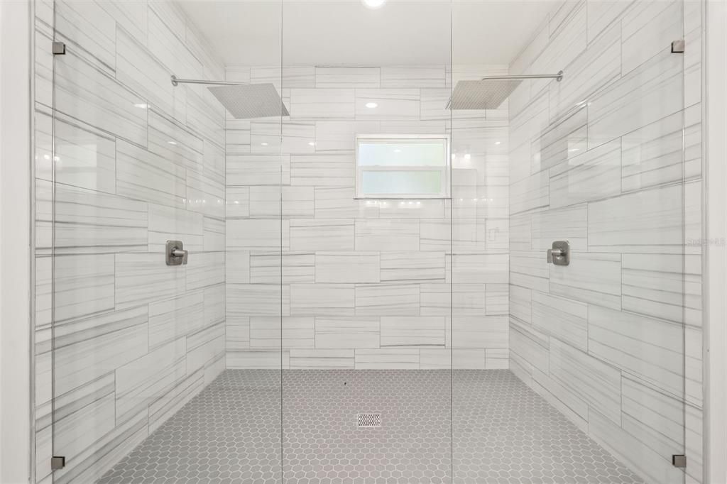 For Sale: $440,000 (4 beds, 3 baths, 2431 Square Feet)