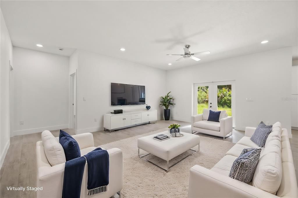 For Sale: $440,000 (4 beds, 3 baths, 2431 Square Feet)