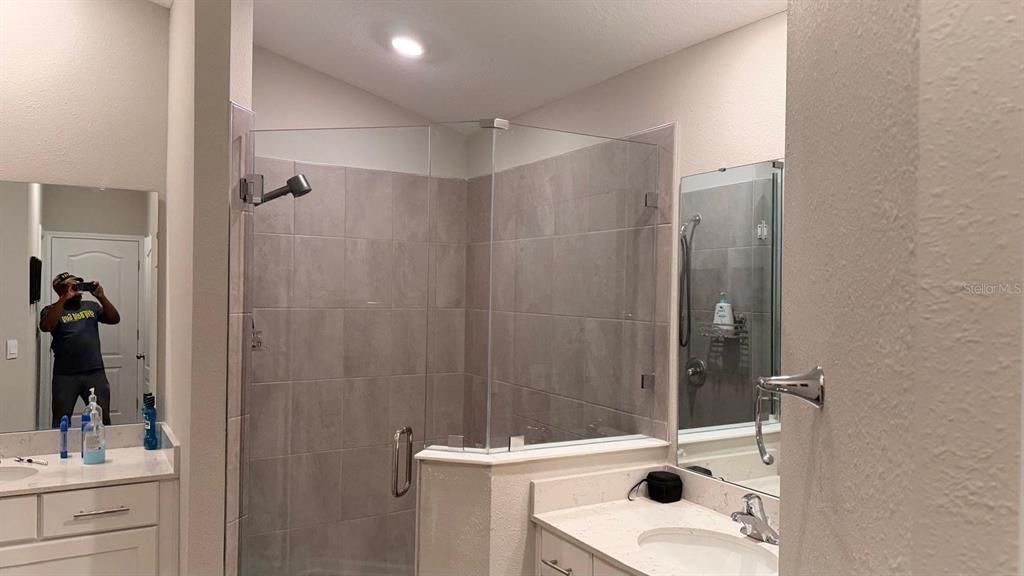 For Sale: $444,900 (4 beds, 3 baths, 2345 Square Feet)