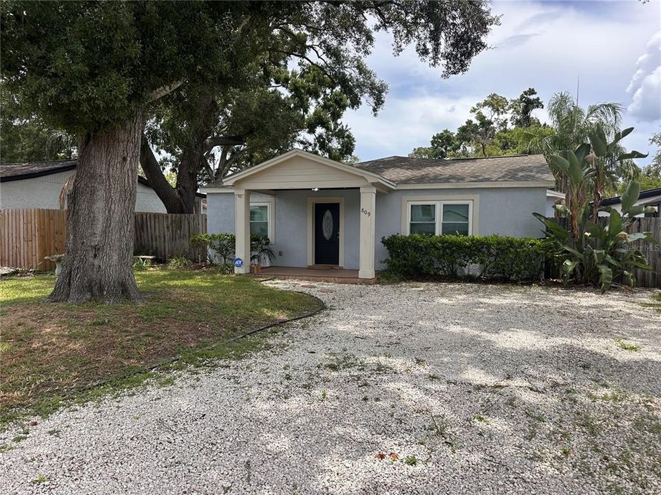 For Rent: $2,400 (3 beds, 2 baths, 1345 Square Feet)